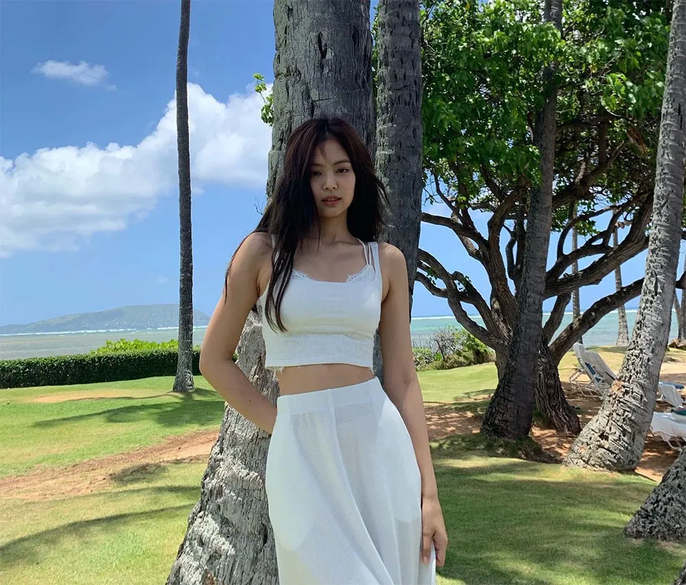 Da ngăm mặc màu vàng được không? Bí quyết tỏa sáng từ Cocolu 3 Da ngăm mặc màu vàng được không