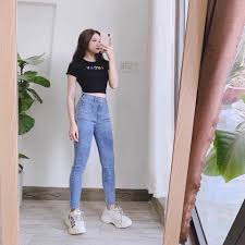 15+ Cách Phối Giày Với Quần Jean Nữ Chuẩn Fashionista 7 Phối giày lười với quần jean nữ xắn gấu
