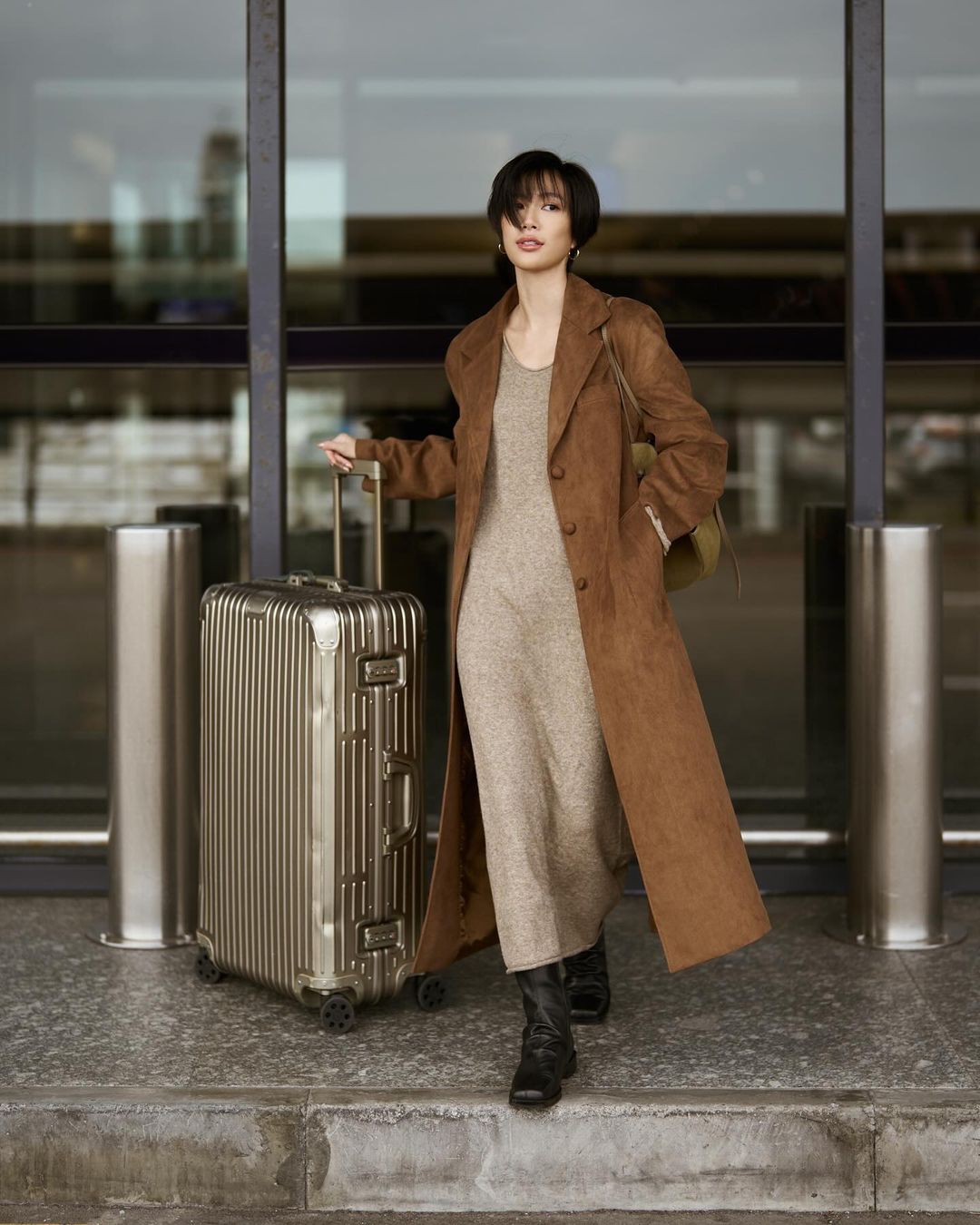 phụ kiện cho đồ màu nâu