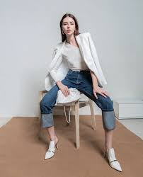 phoi ao vest voi quan jean nu 2570