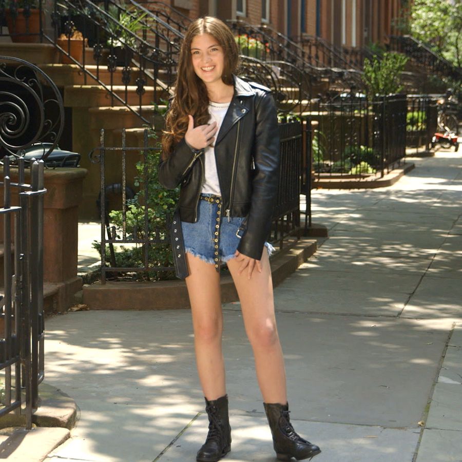 Phối đồ hoodie nữ đi chơi