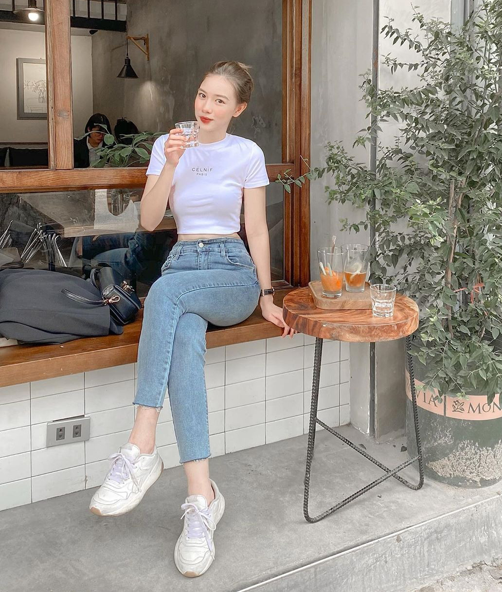 phối đồ với quần jean ôm nữ