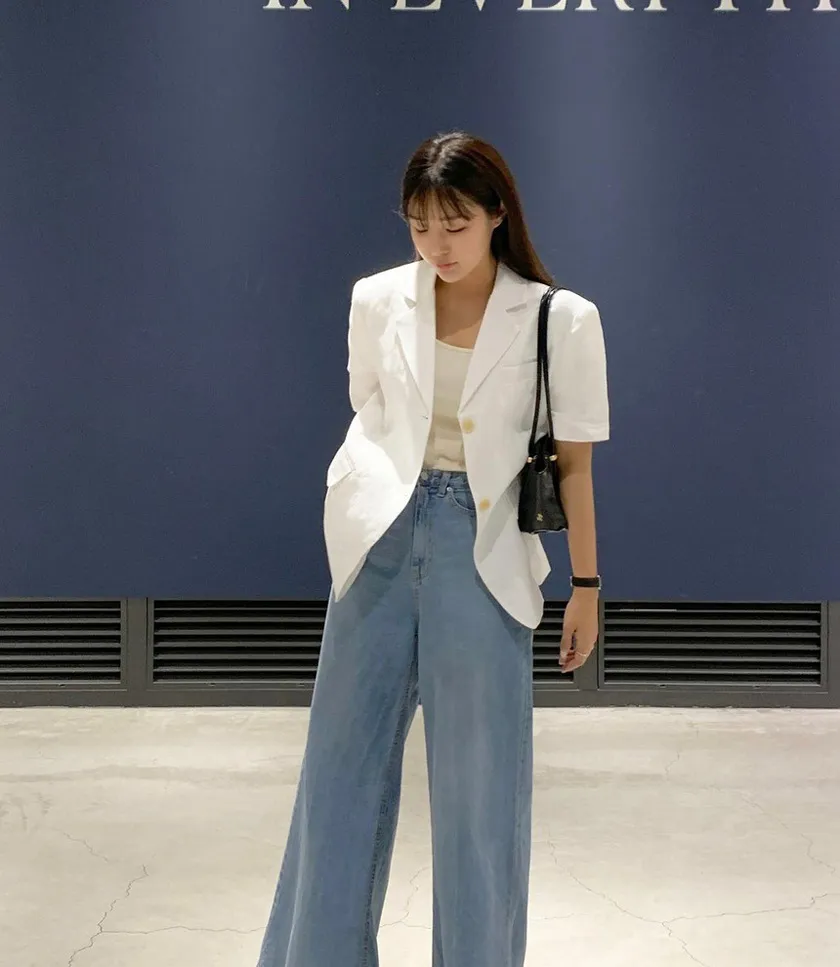 Phối blazer nữ với đầm liền