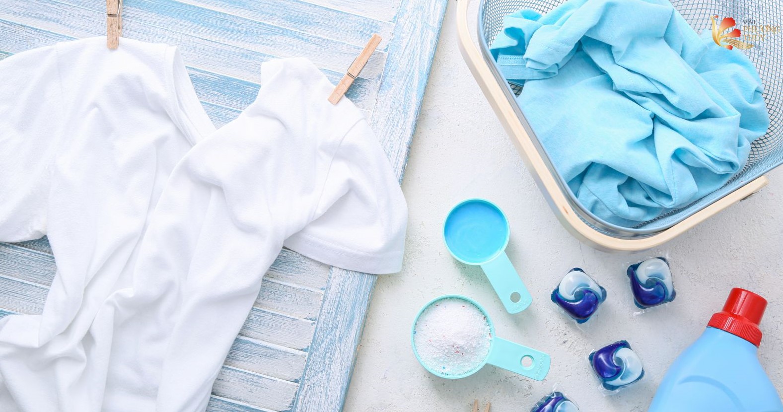 Cách tẩy vết ố vàng trên áo trắng bằng nguyên liệu tự nhiên