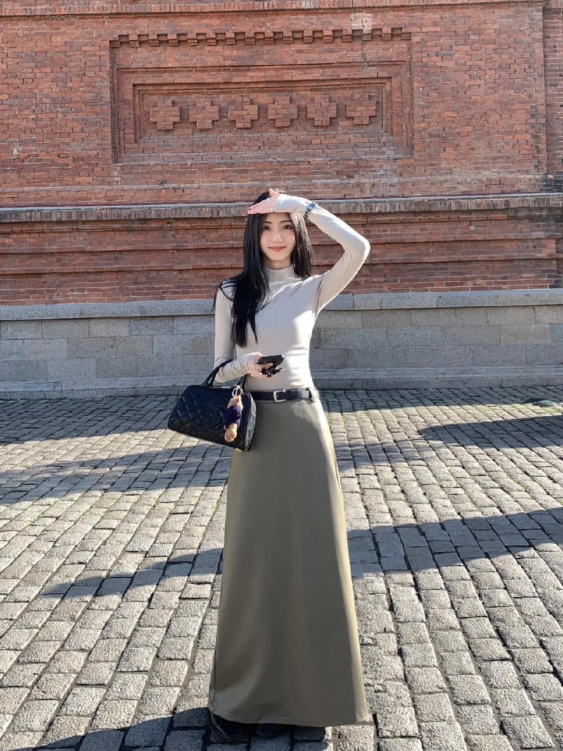 chân váy xòe dài mặc với áo gì