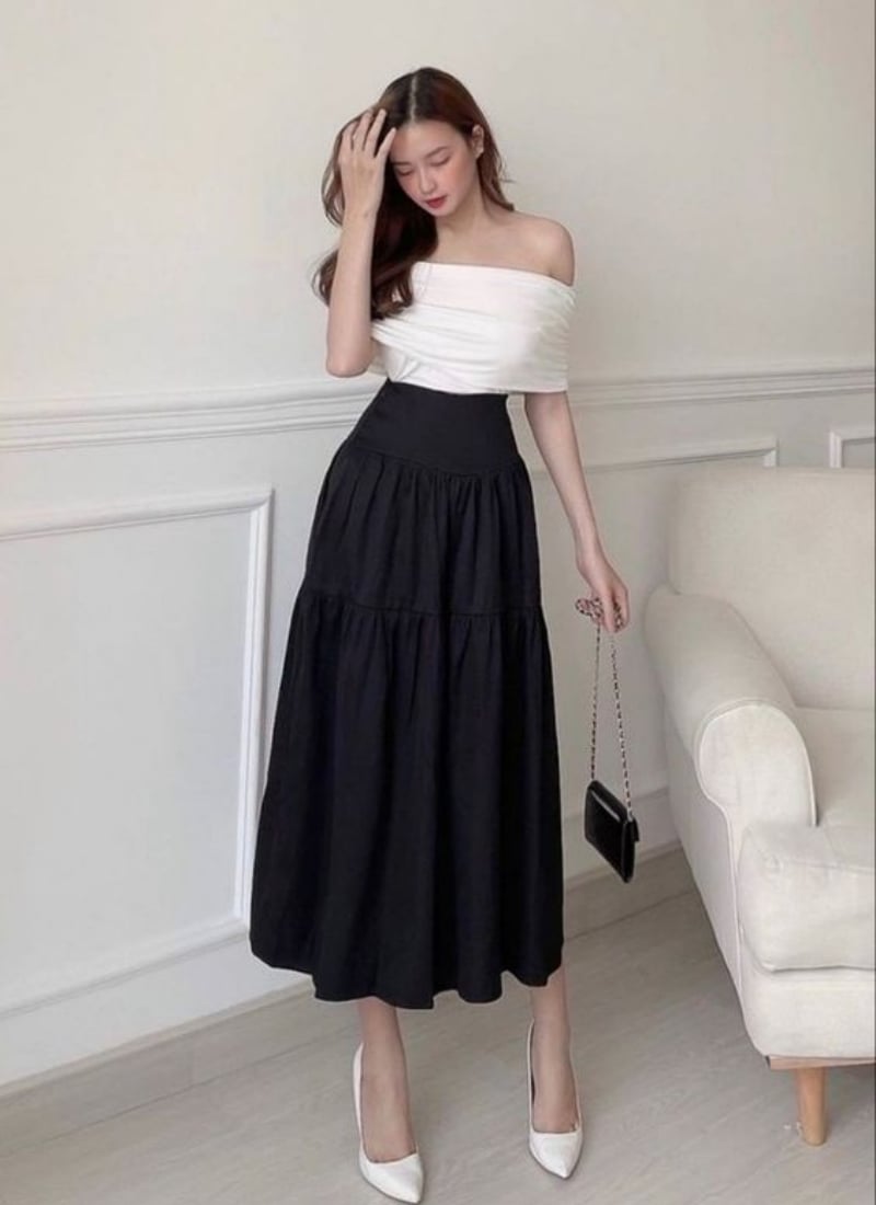Cách phối đồ với chân váy đen xòe