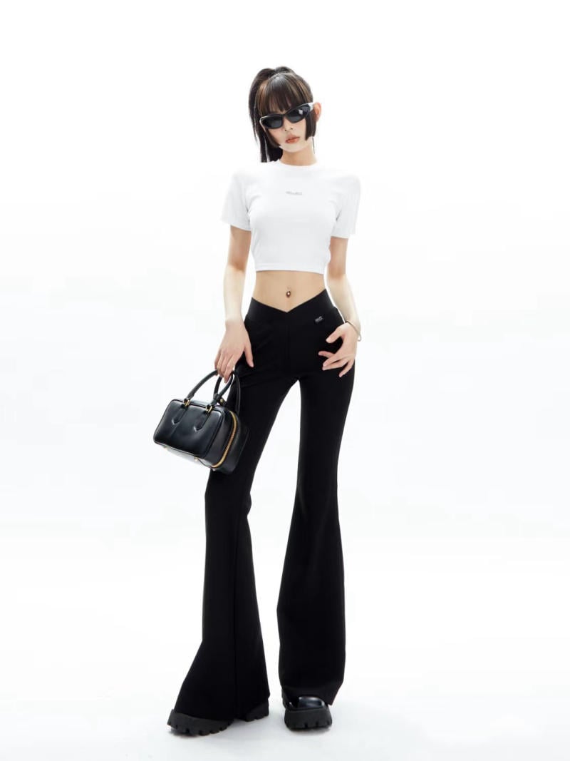 Quần ống loe đen công sở