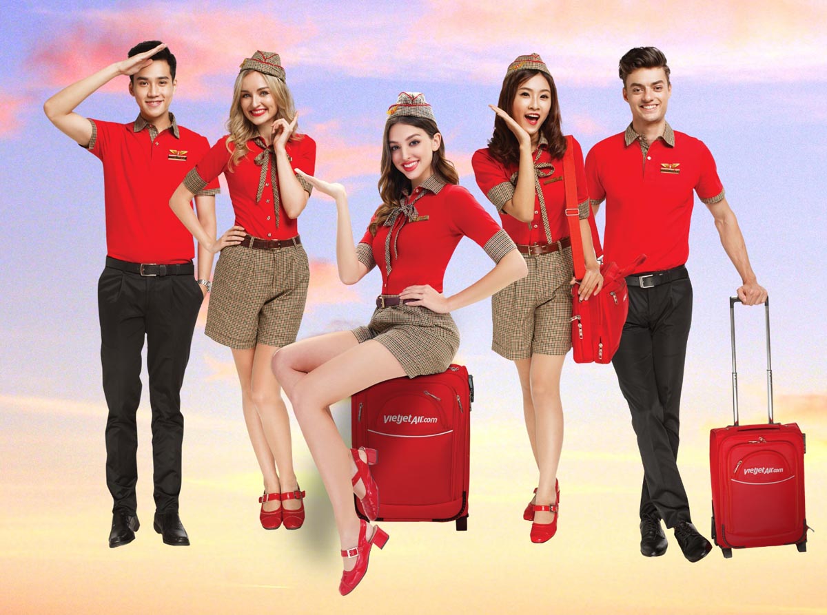 Đồng Phục Vietjet Giải Mã Toàn Tập Thiết Kế & Ý Nghĩa 4 đồng phục tiếp viên nam vietjet