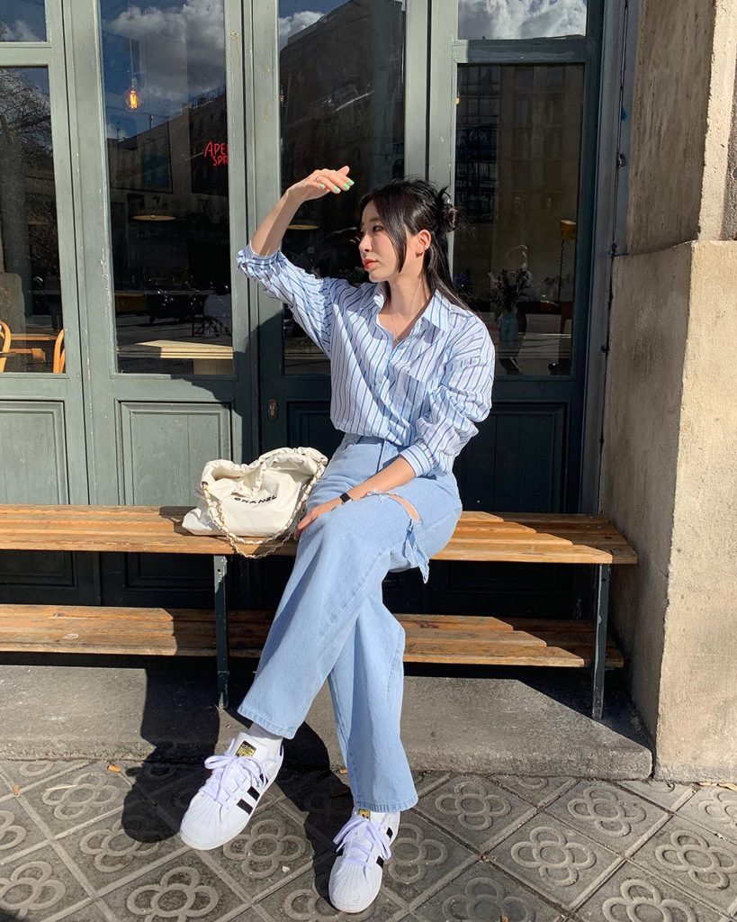 15+ Cách Phối Quần Jean Áo Sơ Mi Sành Điệu Hút Mọi Ánh Nhìn 9 335567616529256716053330609950851028332143n 16813802755791346324863