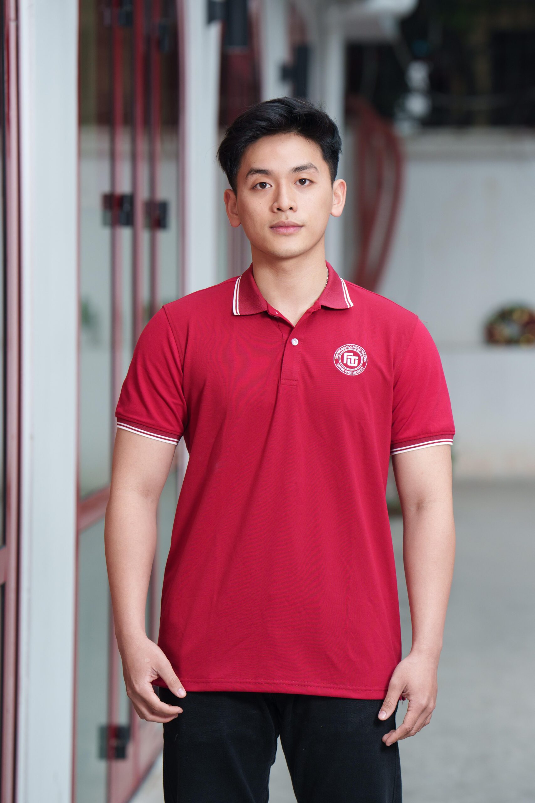 Đồng Phục FTU Review A-Z, Bảng Giá Và Nơi Mua Uy Tín 2 review đồng phục ftu