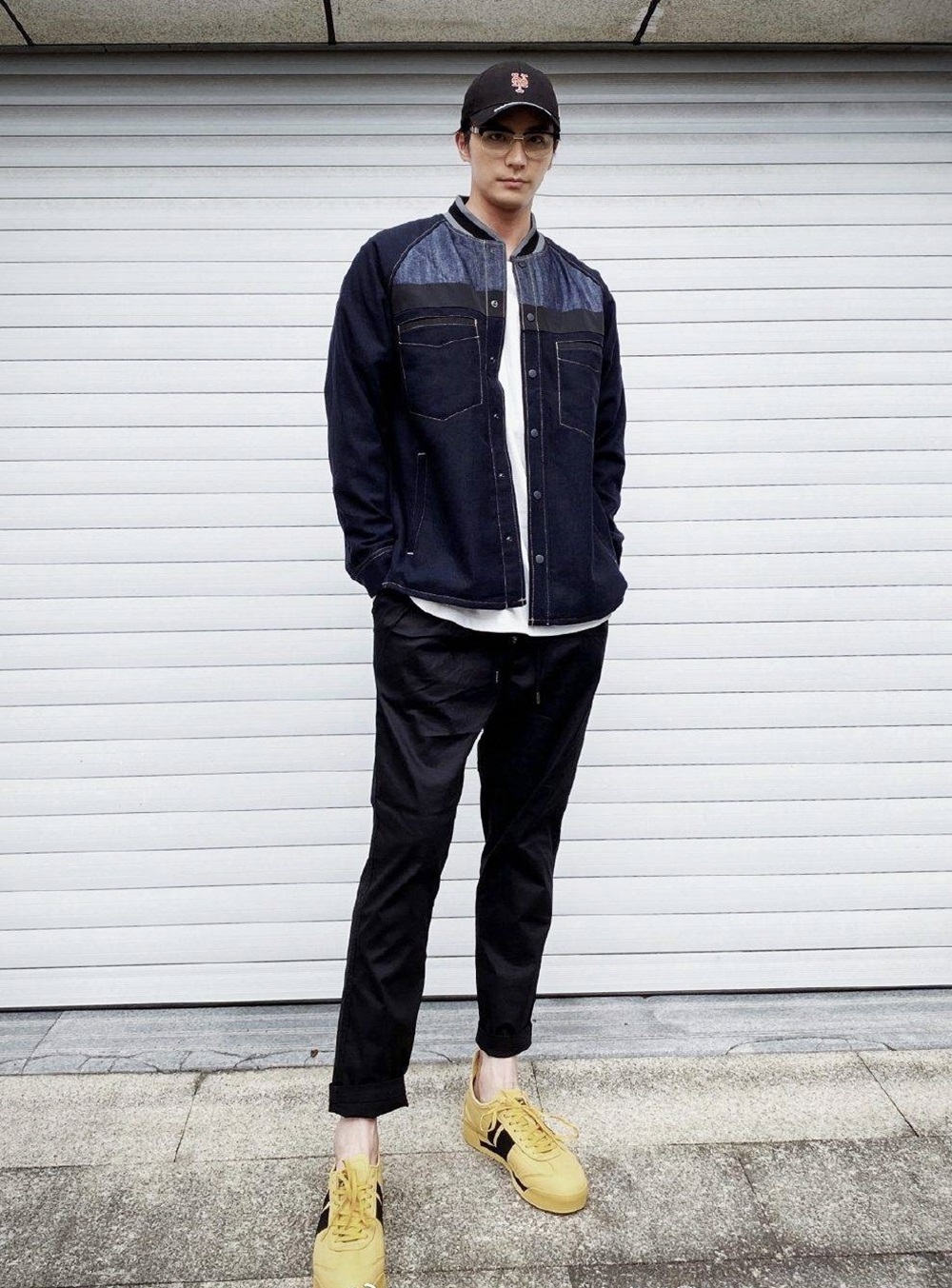 Bí Kíp Phối Đồ Với Giày Onitsuka Tiger Cân Mọi Outfit 3 phối đồ với giày onitsuka tiger mexico 66