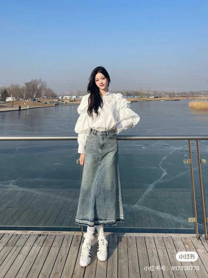 Chân Váy Jean Dài Phối Với Áo Gì Đi Tiệc? 10+ Bí Quyết 3 Phối đồ đi tiệc sang chảnh với chân váy jean