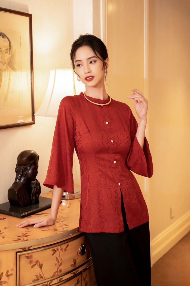 Áo cổ trụ cách tân đẹp