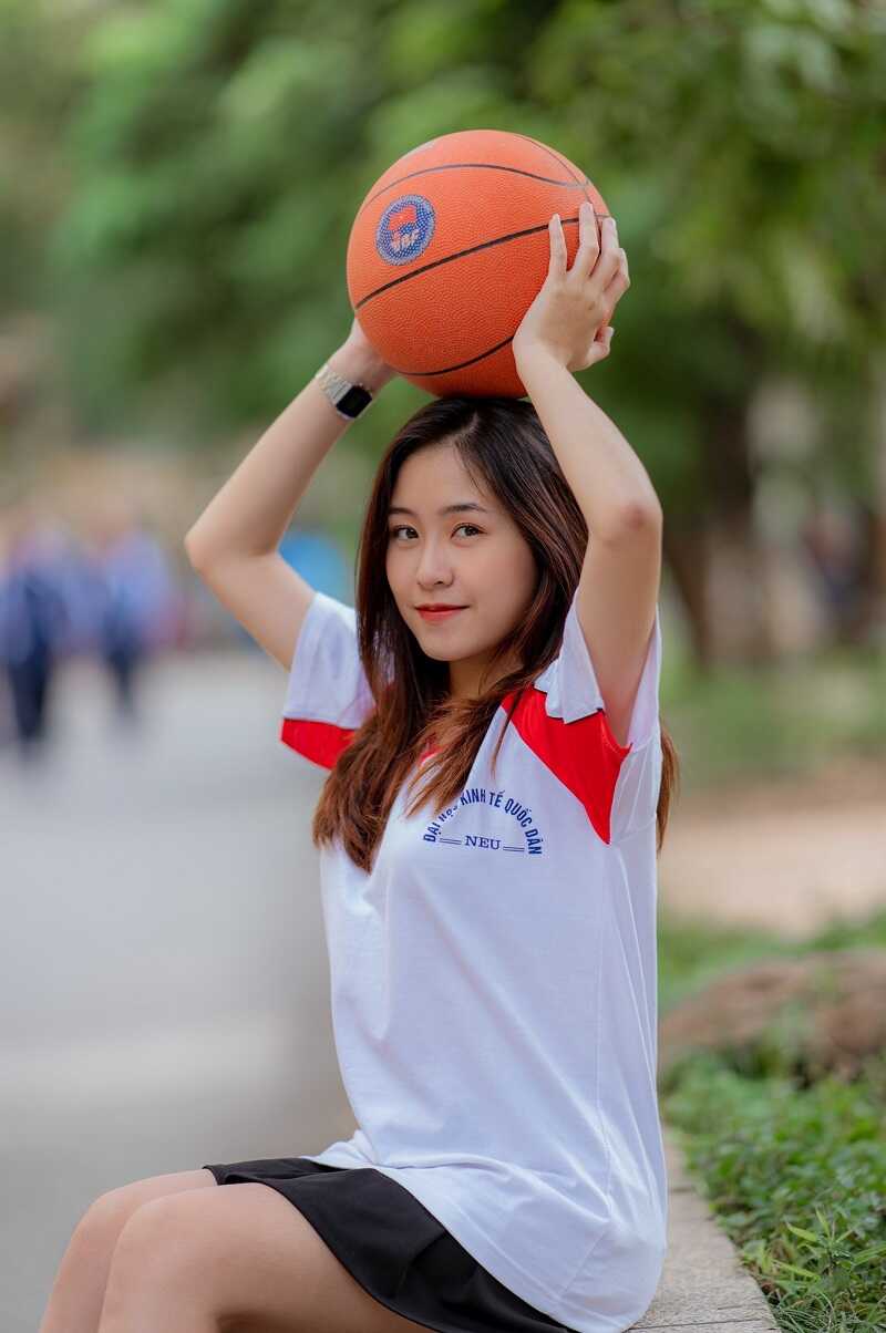 Đồng Phục NEU Mẫu Mới, Bảng Giá và Nơi Mua Uy Tín 5 Đồng phục thể dục NEU