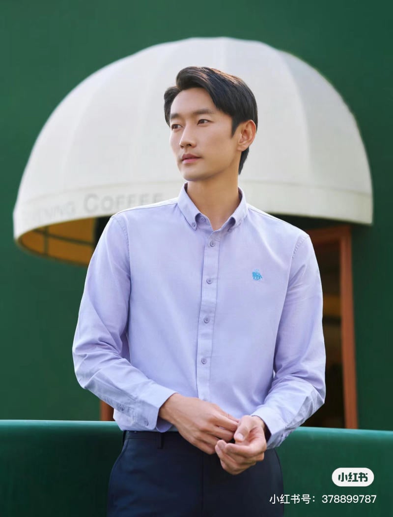 Tuyển Chọn Những Mẫu Áo Sơ Mi Nam Đẹp Nhất Hiện Nay 2 Những mẫu áo sơ mi nam đẹp nhất hiện nay