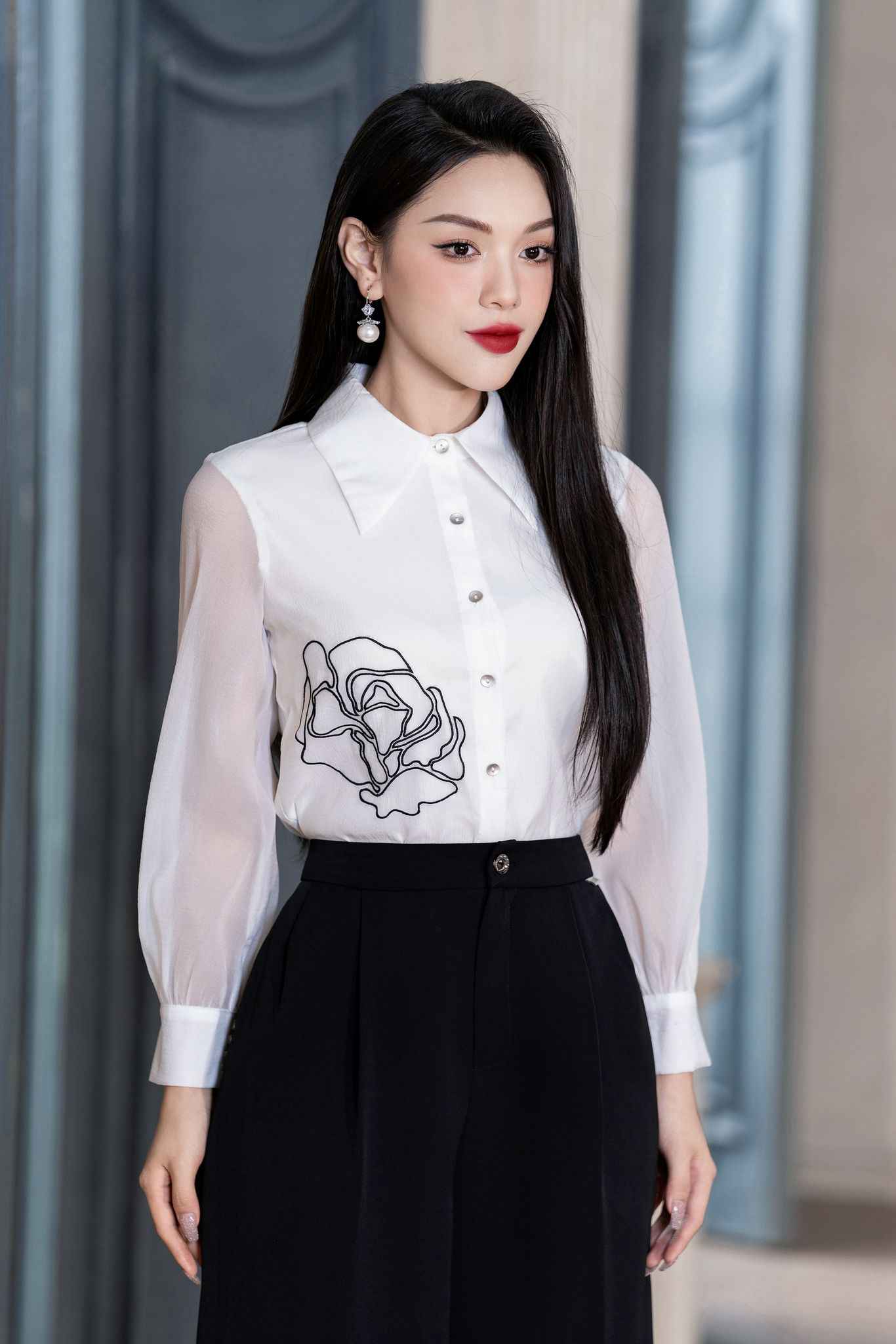 Áo sơ mi họa tiết nổi bật