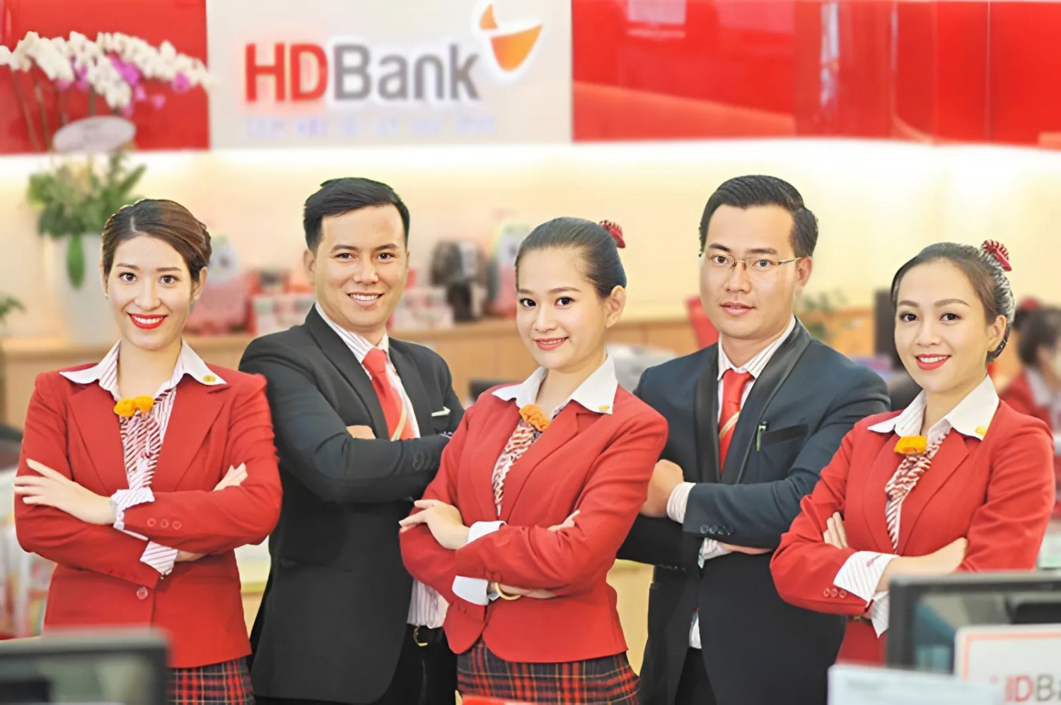 Đồng phục HDBank cho nam và nữ
