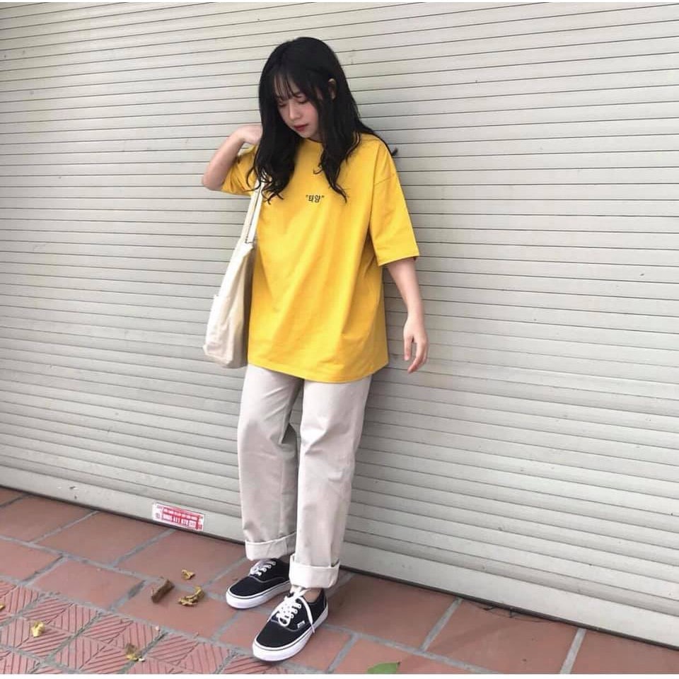 Áo thun phối chân váy dài