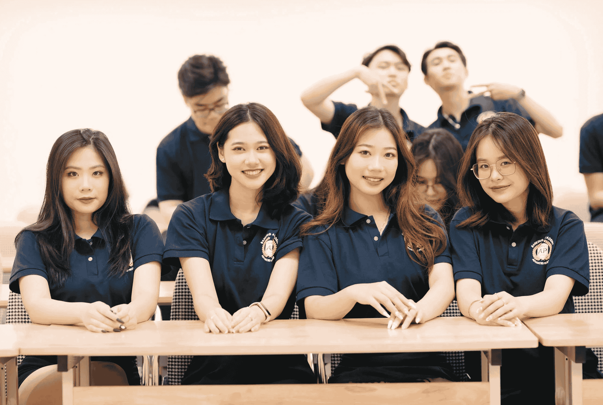 Áo dài đồng phục học viện ngân hàng