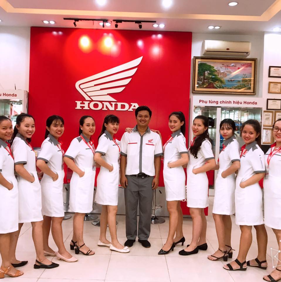 Đồng phục nhân viên bán hàng Honda