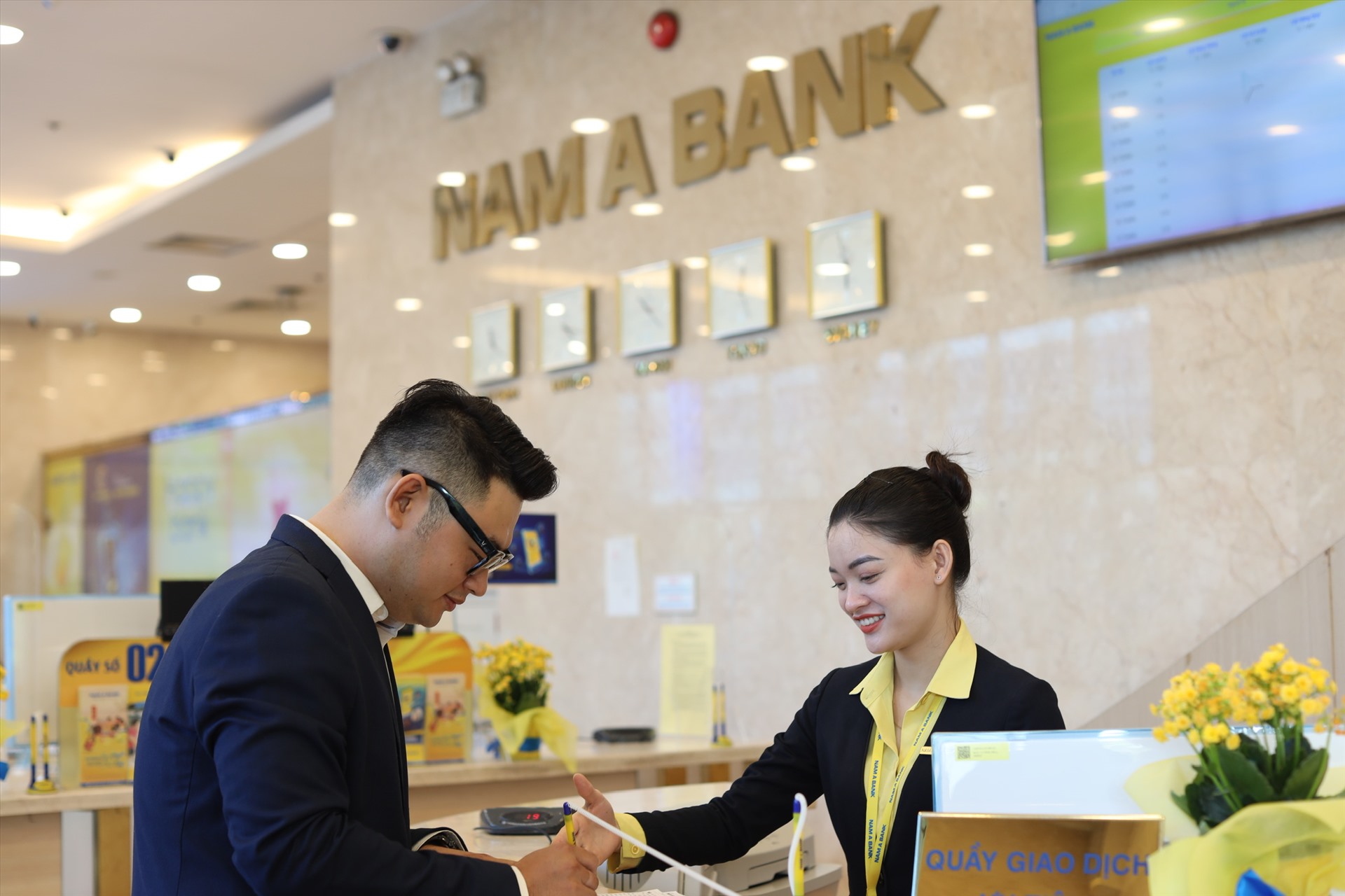 Chi tiết đồng phục Nam Á Bank