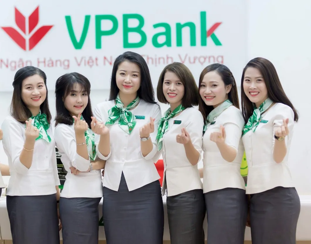 20+ Mẫu Đồng Phục Ngân Hàng Đẹp Chuyên Nghiệp Nhất 2 Các mẫu đồng phục ngân hàng đẹp