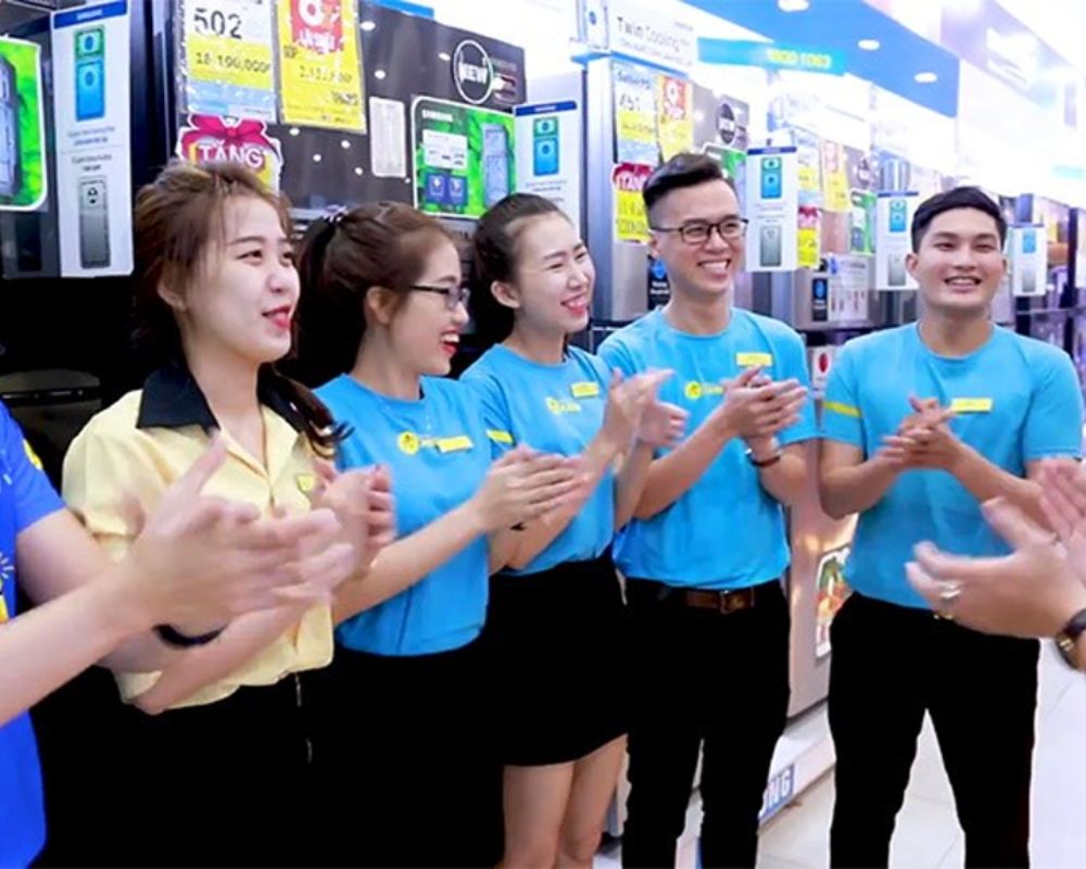 Chất liệu vải may đồng phục điện máy xanh