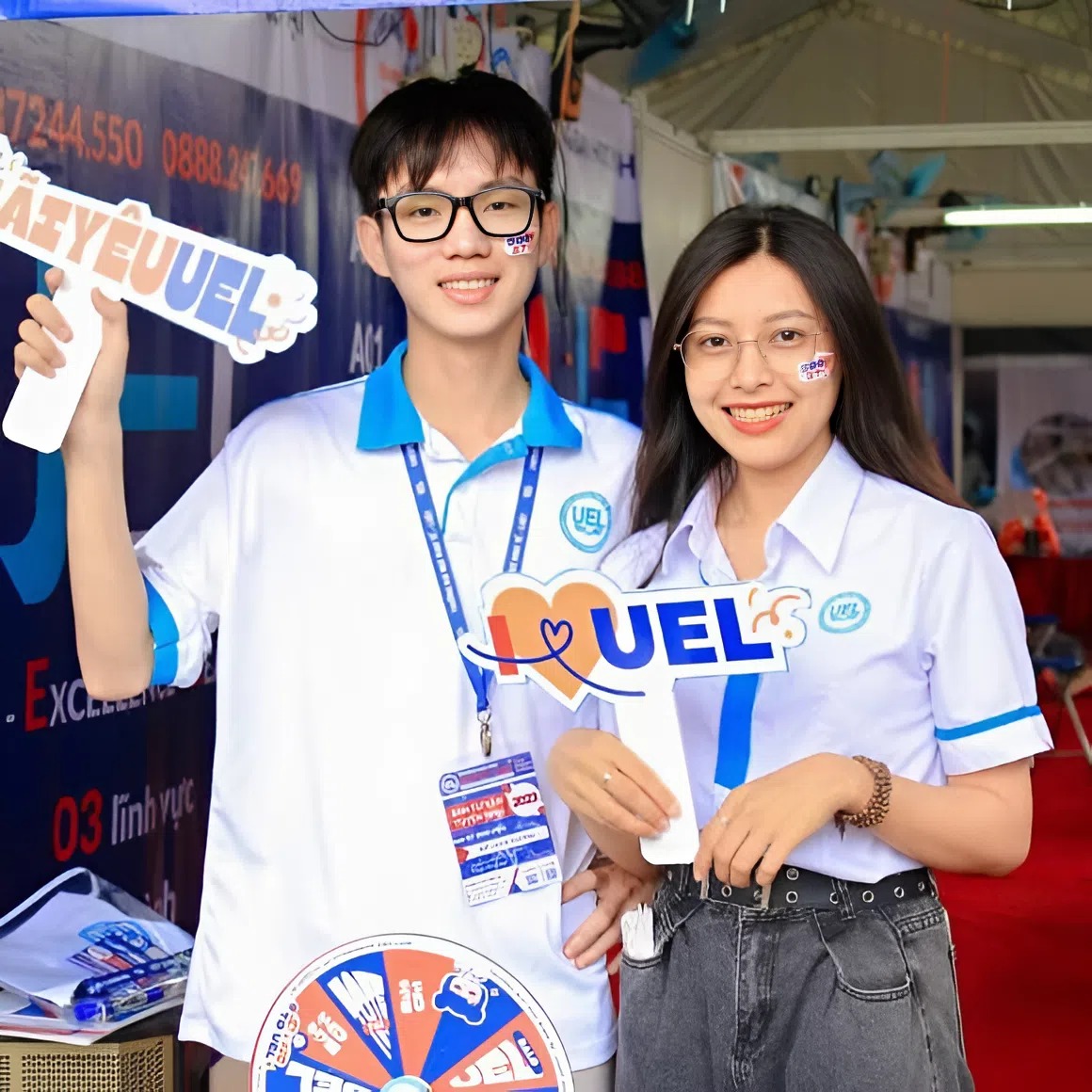 Đồng phục UEL thể hiện tinh thần đoàn kết