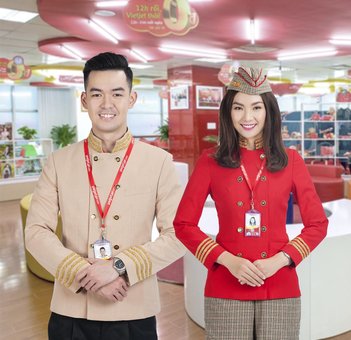 Đồng Phục Vietjet Giải Mã Toàn Tập Thiết Kế & Ý Nghĩa 3 đồng phục tiếp viên nữ vietjet