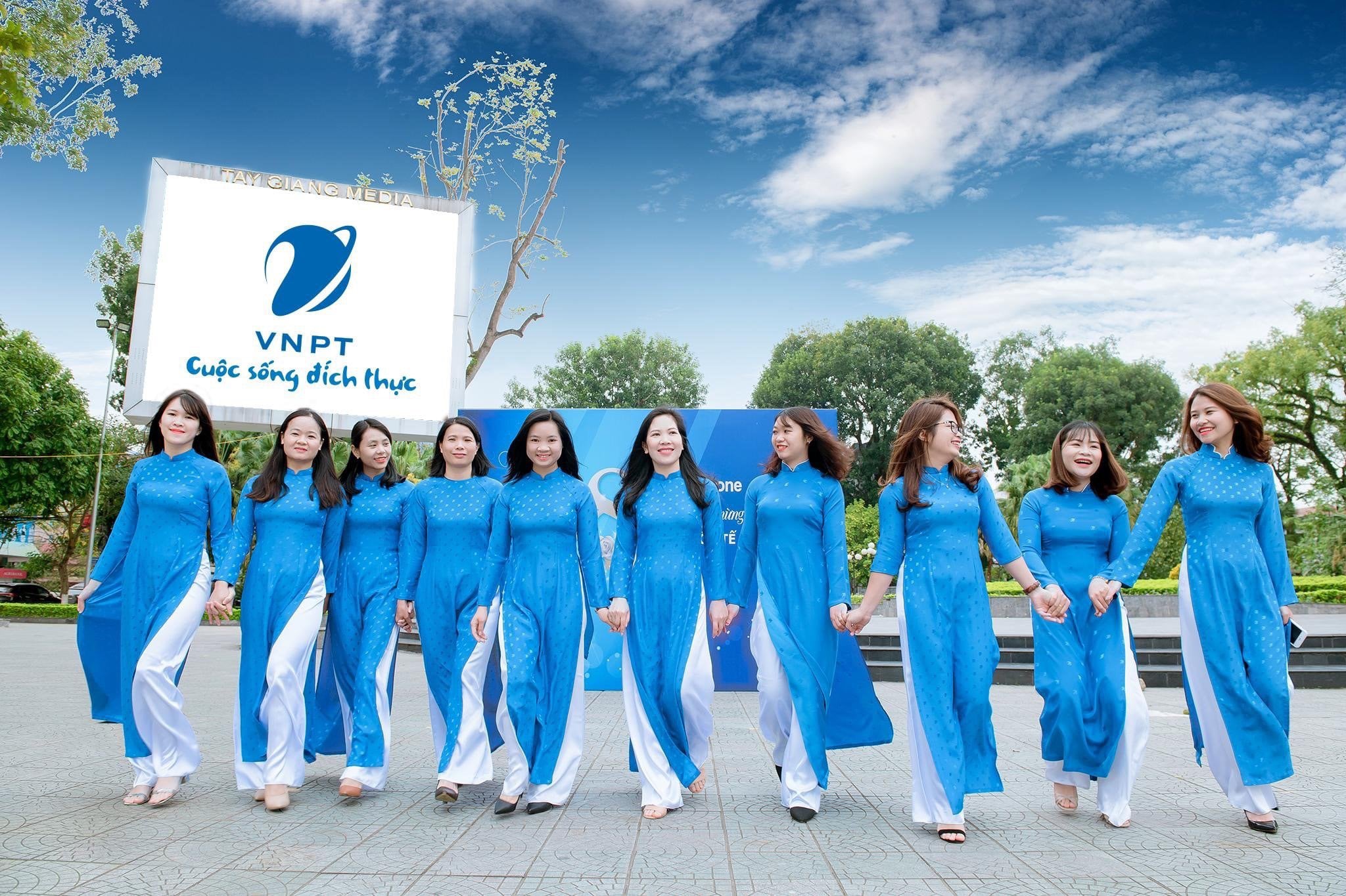 Đồng Phục VNPT Mới Nhất Ý Nghĩa & Báo Giá May Chi Tiết 2 Hình ảnh đồng phục VNPT thực tế