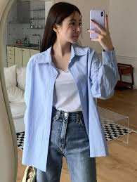 15+ Cách Phối Áo Thun Sơ Mi Sành Điệu Chuẩn Stylist 1 Style áo sơ mi khoác ngoài nữ tính