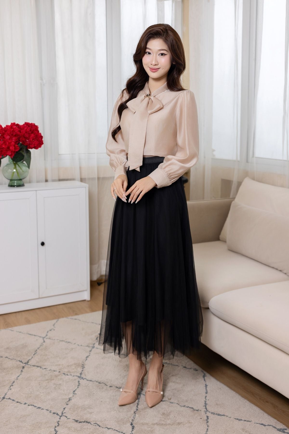 Các kiểu áo sơ mi nữ dài tay đẹp thanh lịch