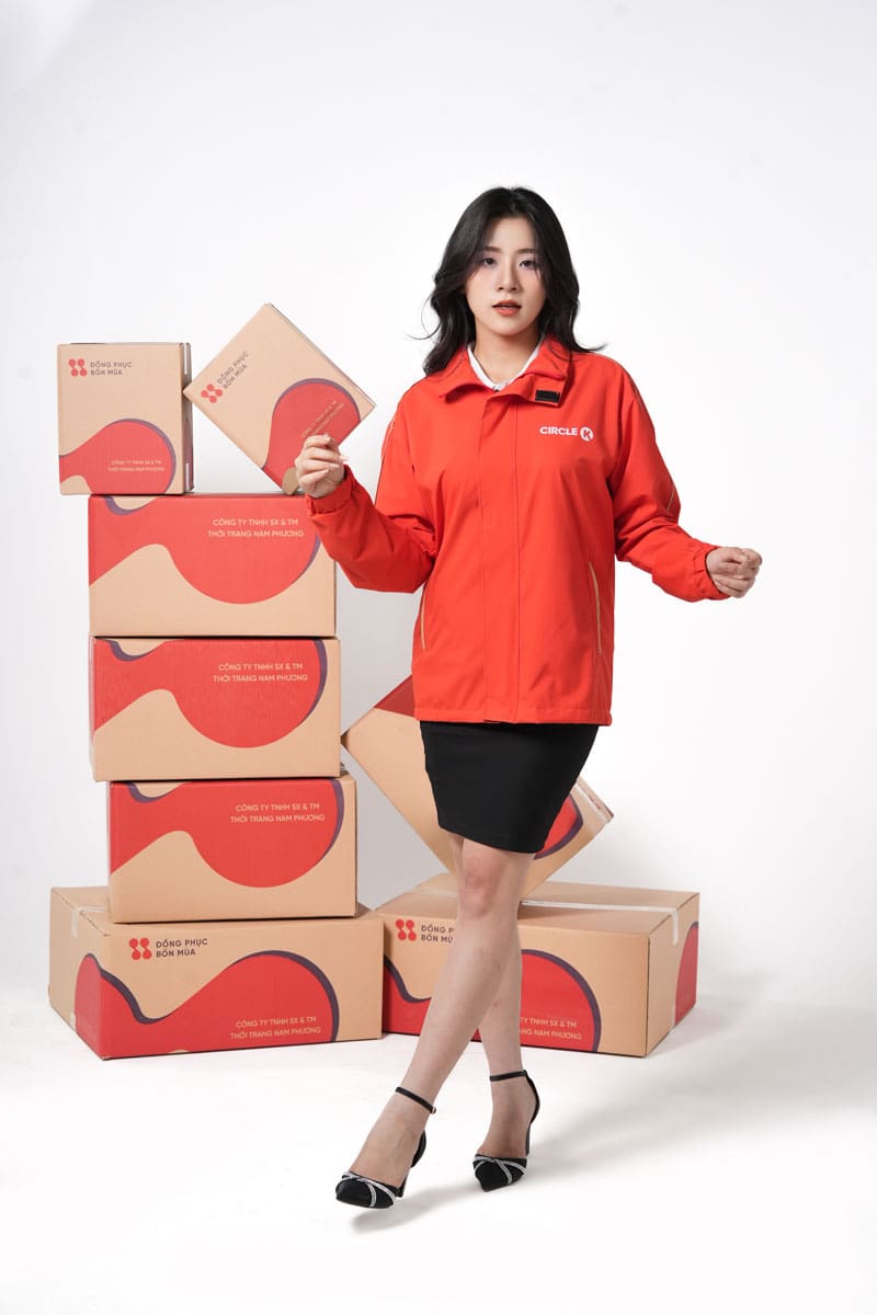 Đồng Phục Circle K Phân Tích Chi Tiết & Giải Pháp May Đo 4 đồng phục nhân viên circle k