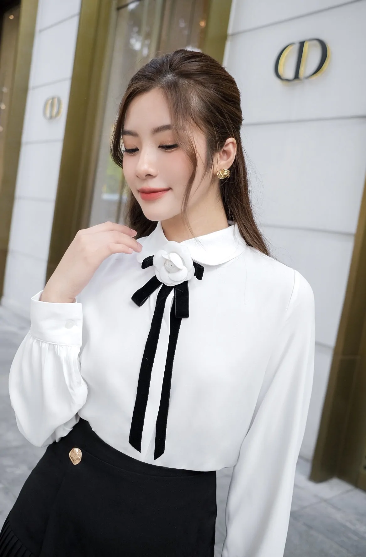 Những kiểu áo sơ mi sang chảnh cho quý cô